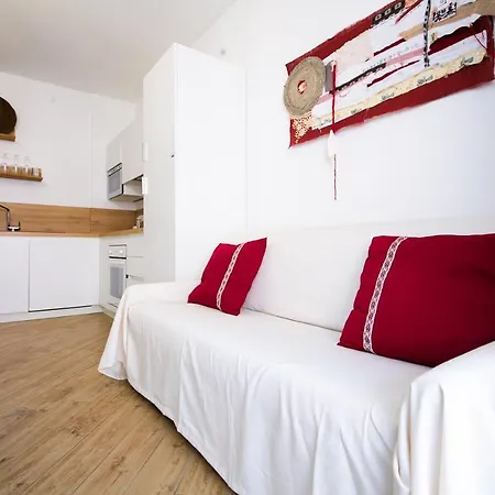 Διαμέρισμα S'arena Lughente Deluxe *